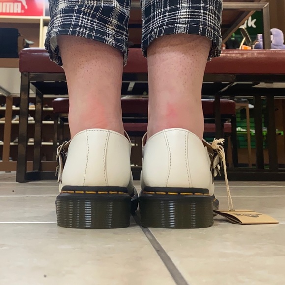 *NEW* Dr. Martens 8065 Mary Jane (26563100) - Picture 6 of 6